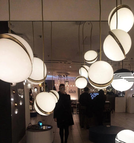 Crescent Pendant Lamp - NexioPick