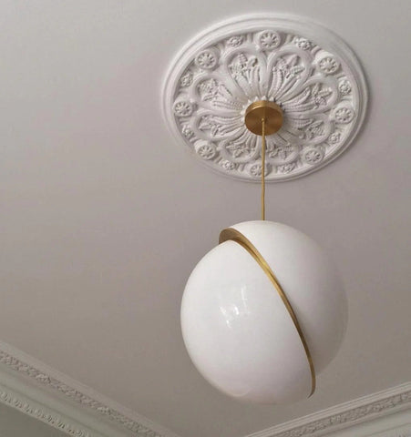 Crescent Pendant Lamp - NexioPick