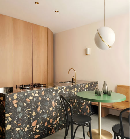 Crescent Pendant Lamp - NexioPick