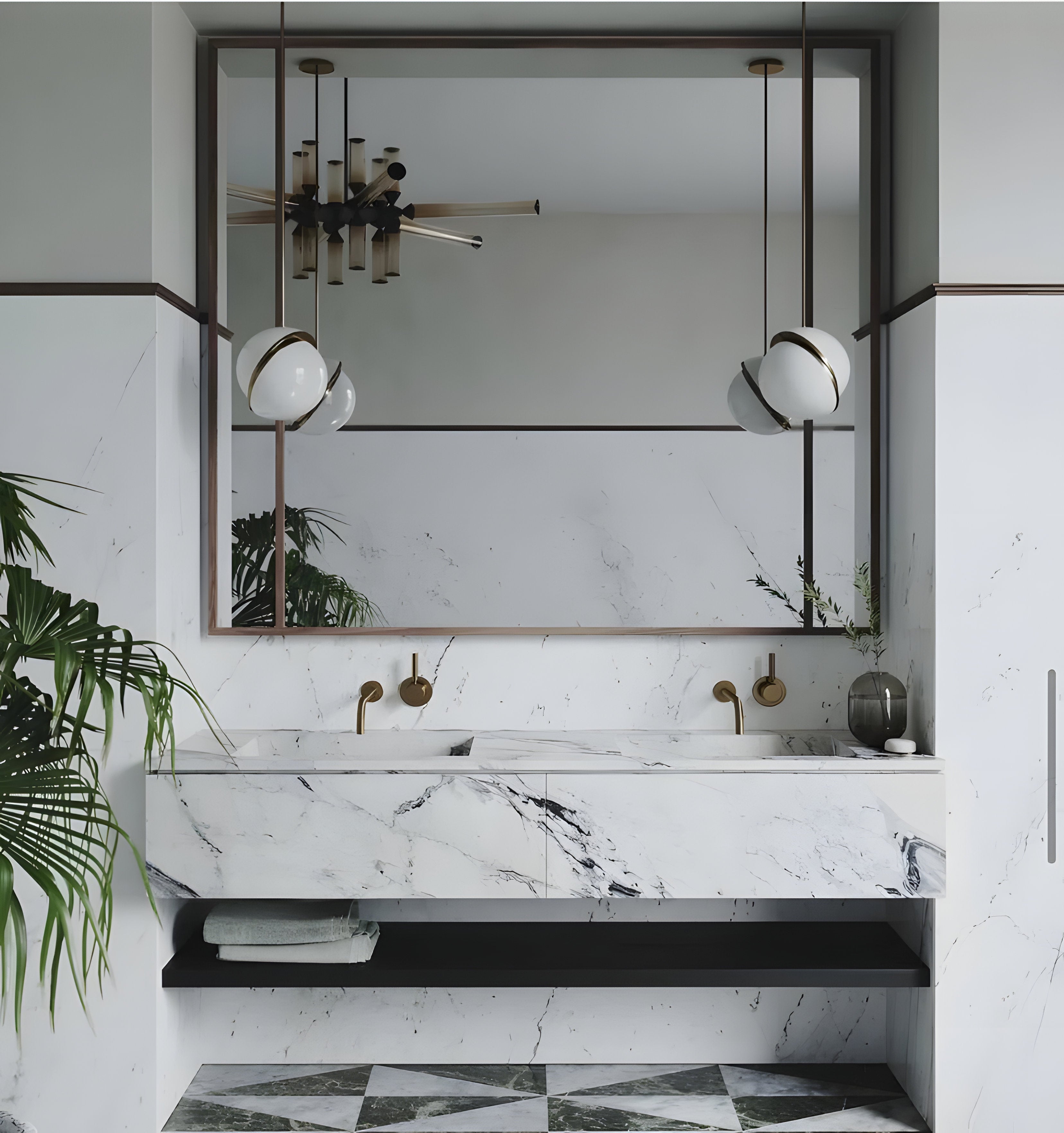 Crescent Pendant Lamp - NexioPick