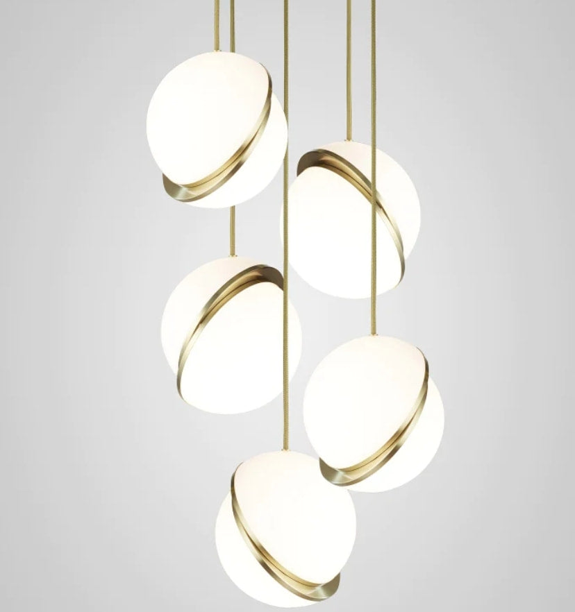 Crescent Pendant Lamp - NexioPick