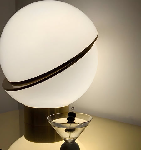 Crescent Table Lamp - NexioPick