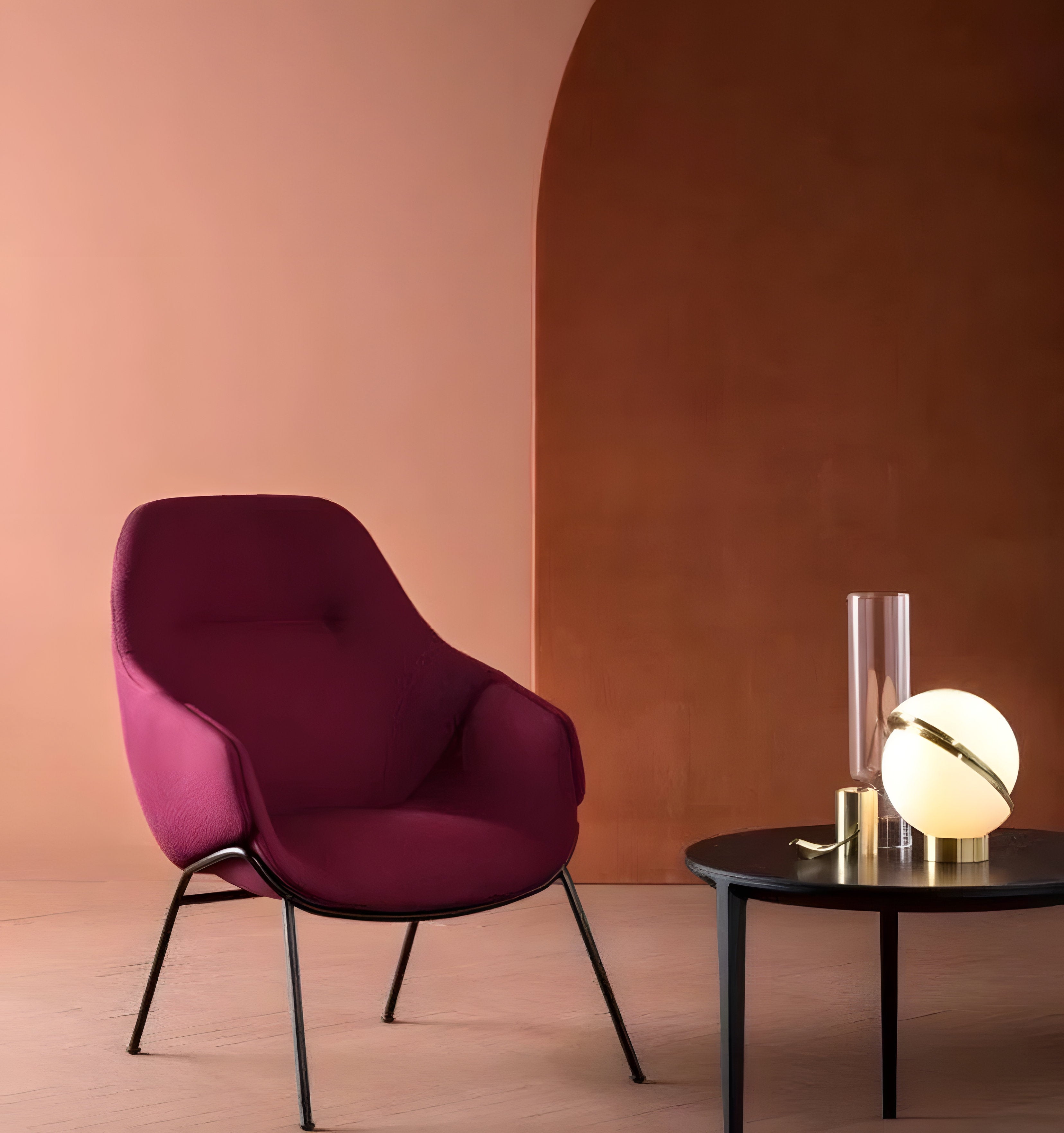 Crescent Table Lamp - NexioPick