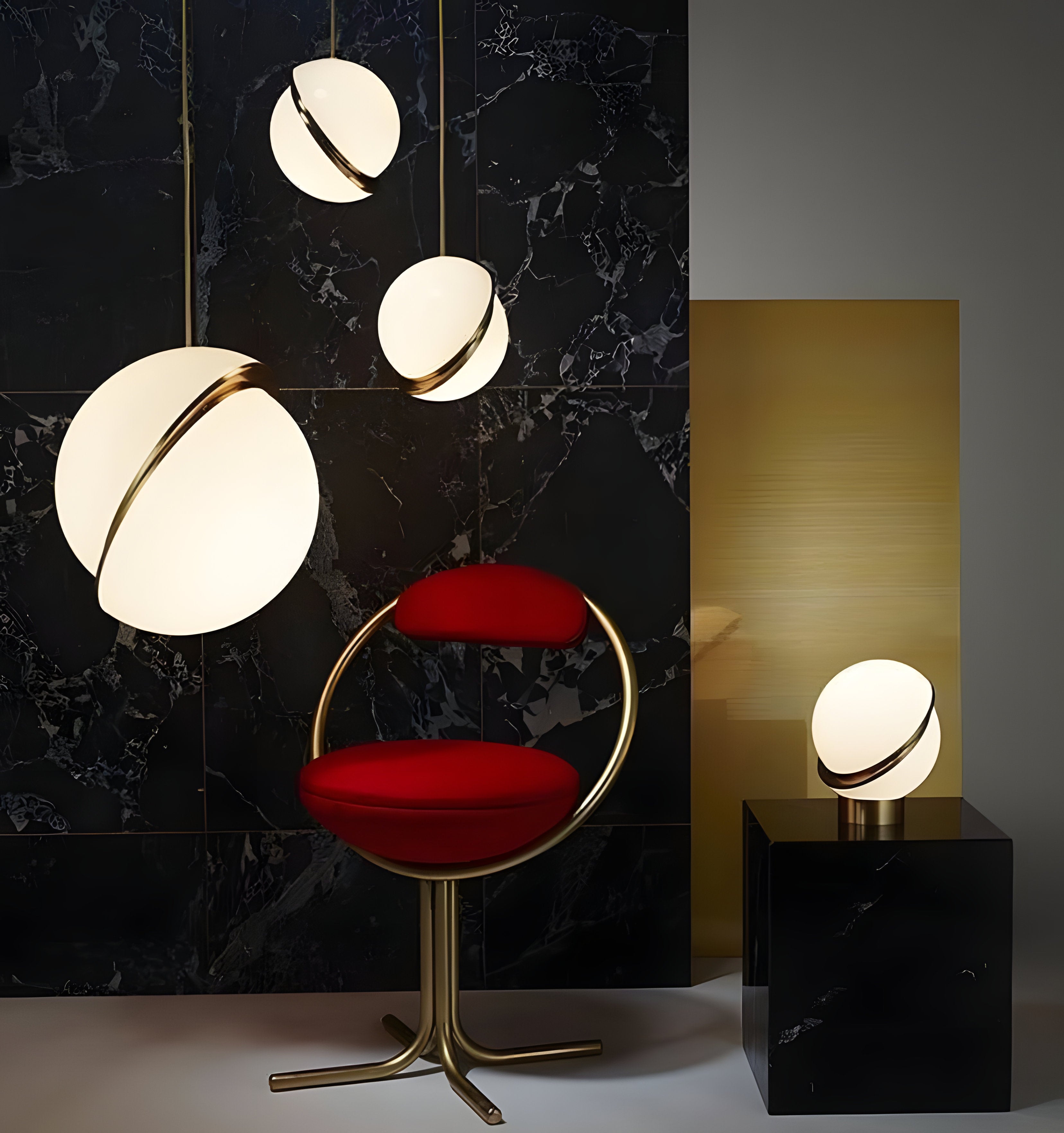 Crescent Table Lamp - NexioPick