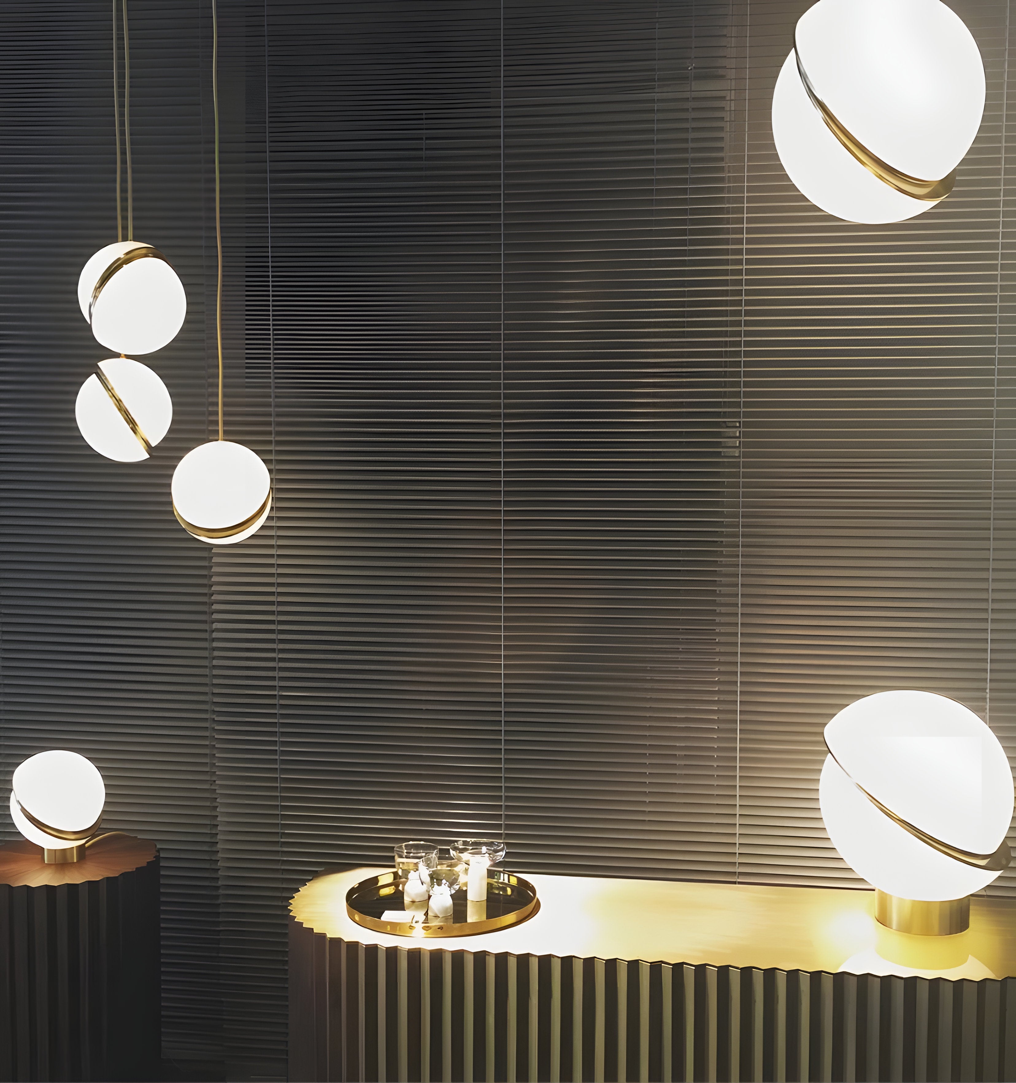 Crescent Table Lamp - NexioPick