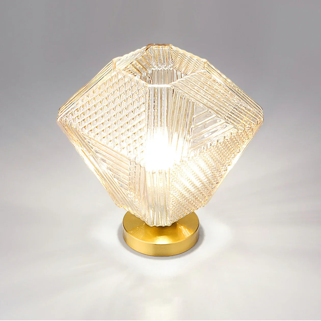 Diamond Cut Art Deco Ceiling Light - NexioPick