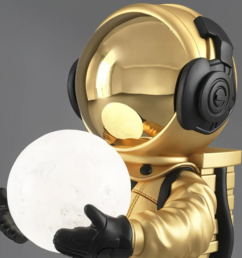 Diver Astronaut Floor Lamp - NexioPick