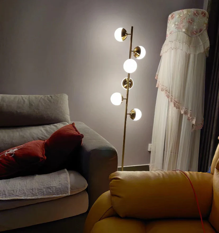 Doppler LED Tree Lamp - NexioPick