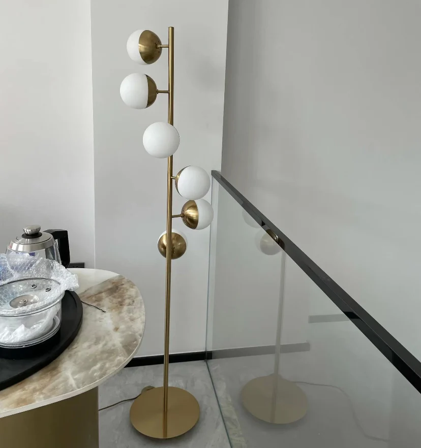 Doppler LED Tree Lamp - NexioPick