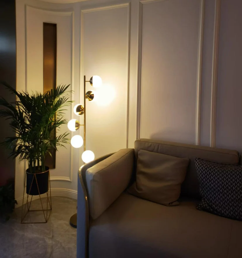 Doppler LED Tree Lamp - NexioPick