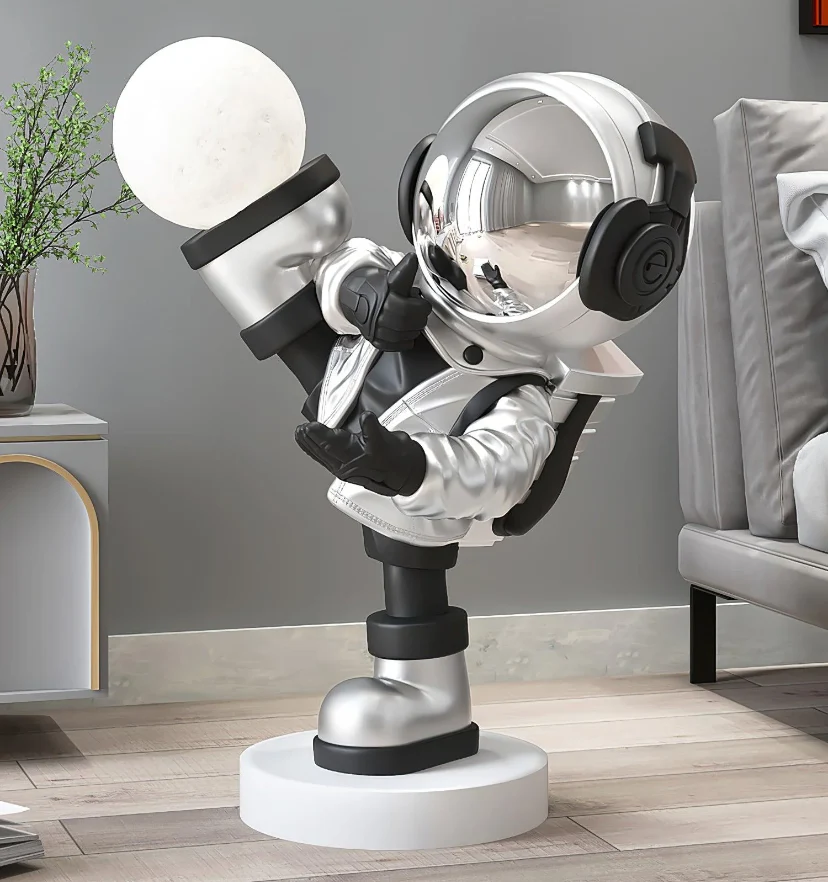 Effort Astronaut Floor Lamp - NexioPick