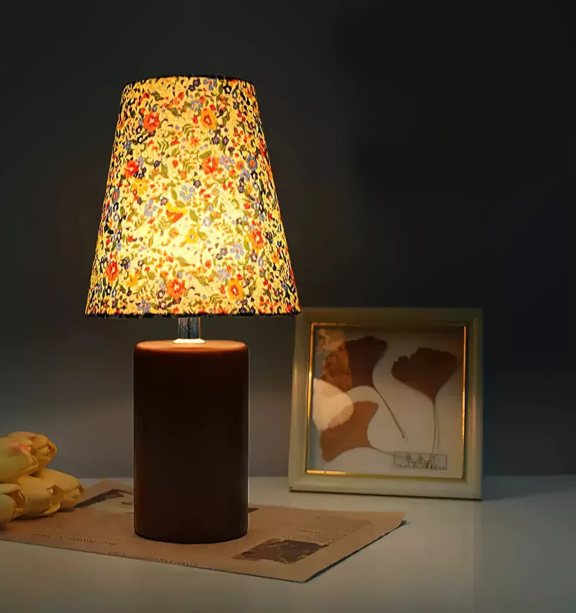 Elara Table Lamp - NexioPick
