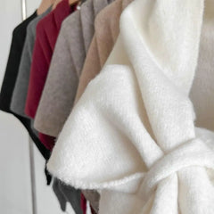 Elegant Pashmina Shawl Wrap for Women – All-Season Knitted Cashmere-Style Scarf & Cardigan