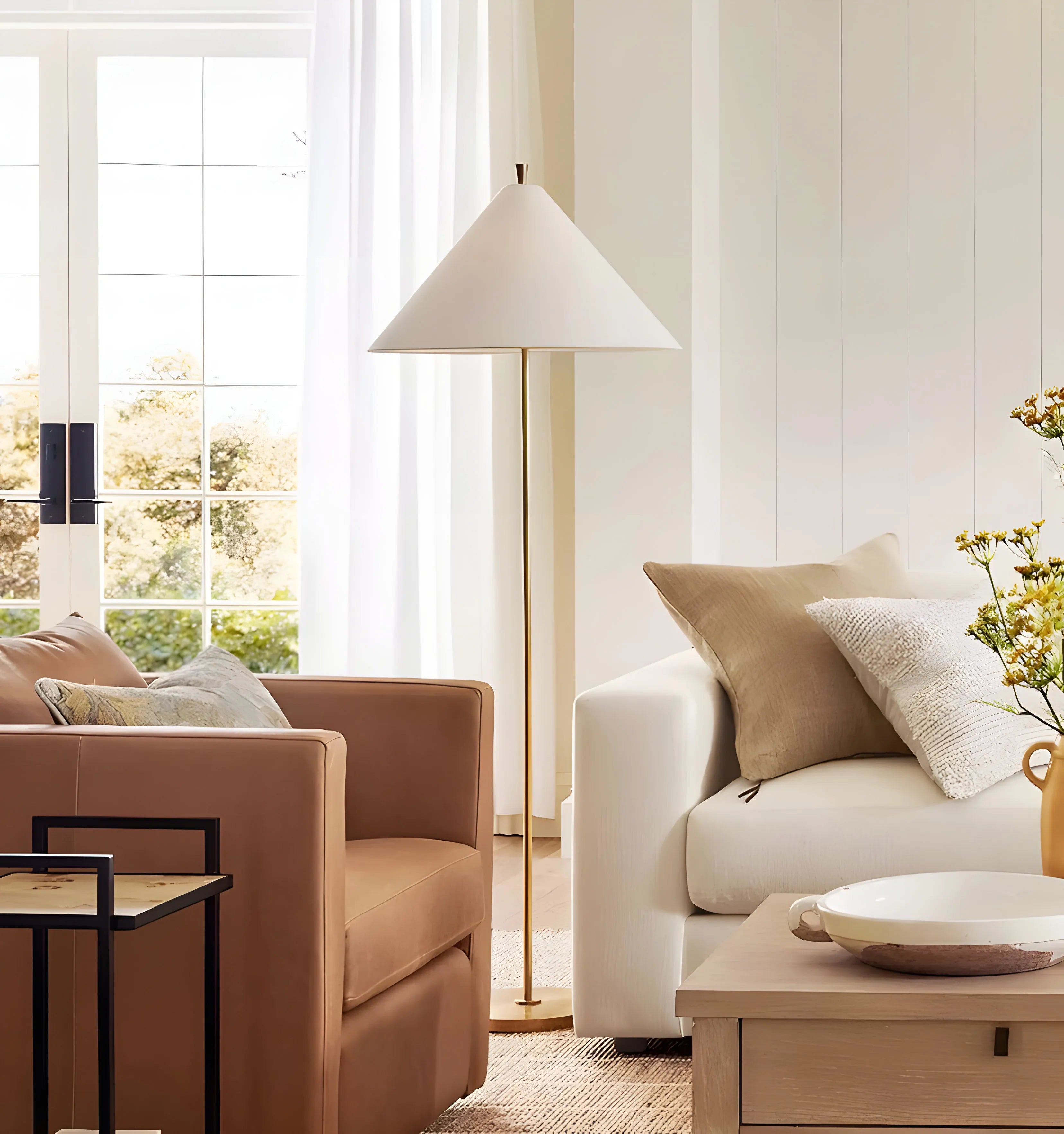 Ellis Floor Lamp - NexioPick