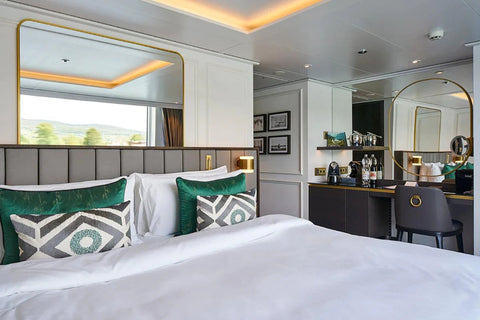 Embedded Bedside Sconce - NexioPick