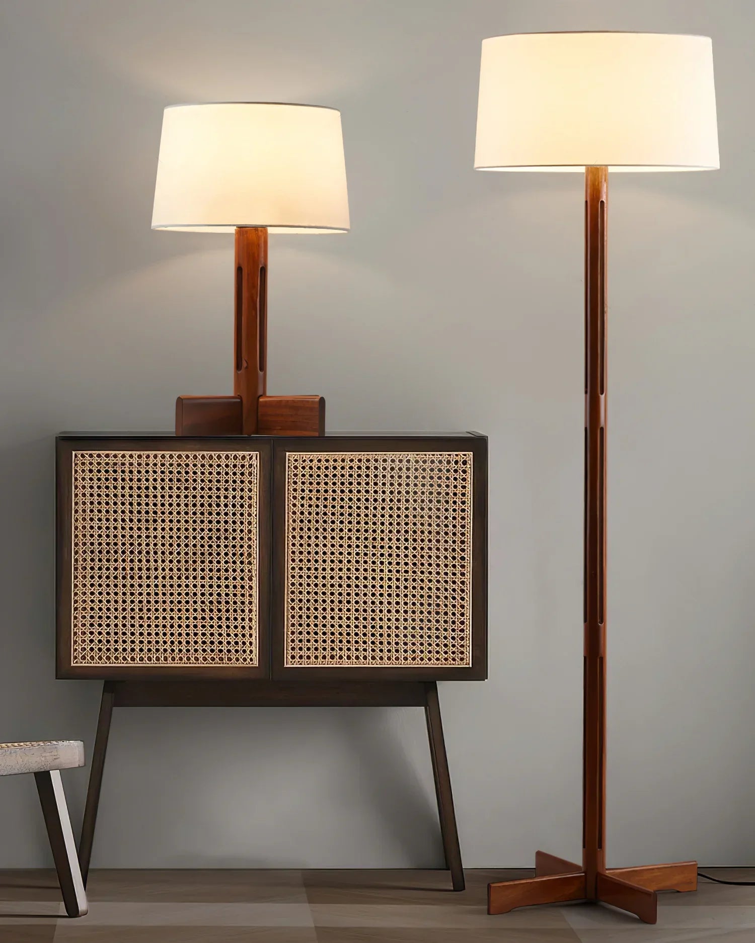 Frame Floor Lamp - NexioPick