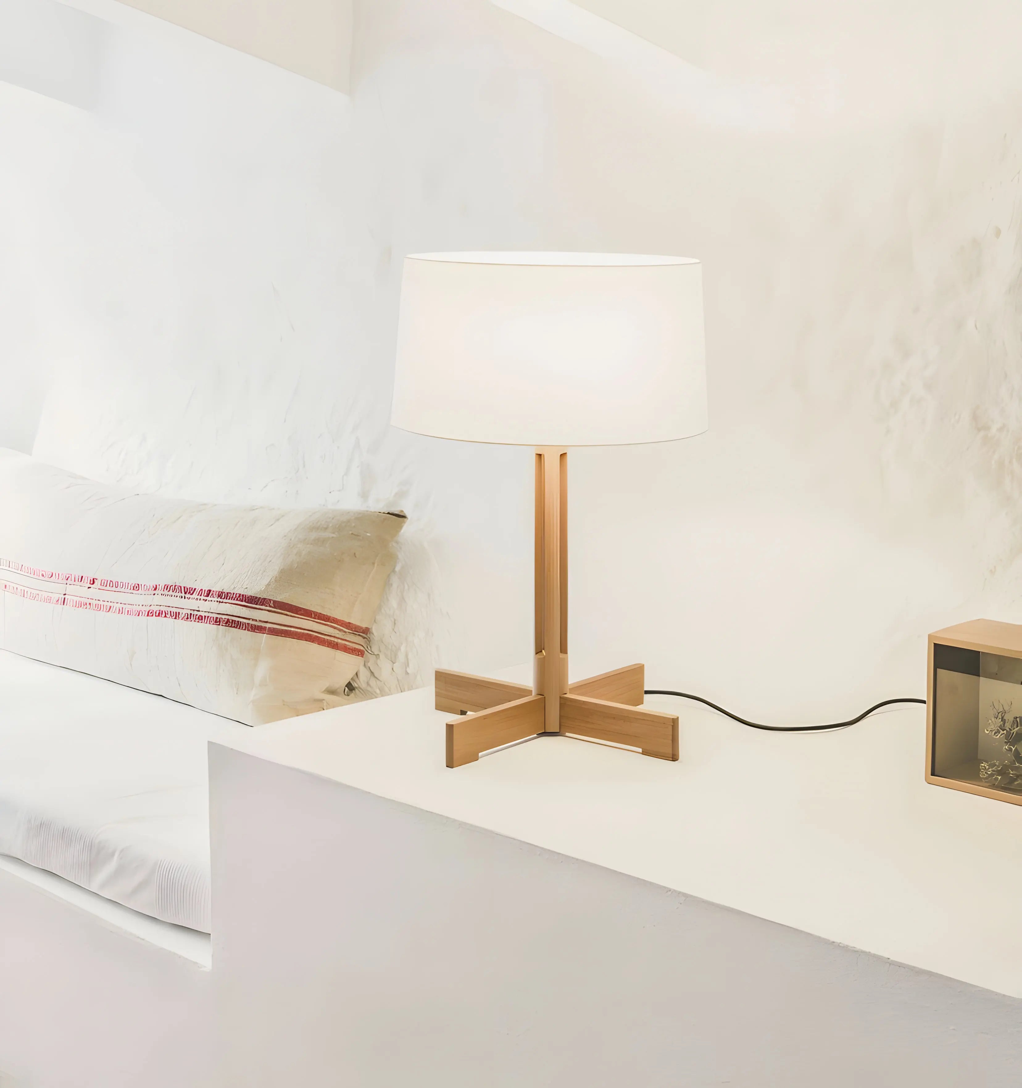 Frame Table Lamp - NexioPick