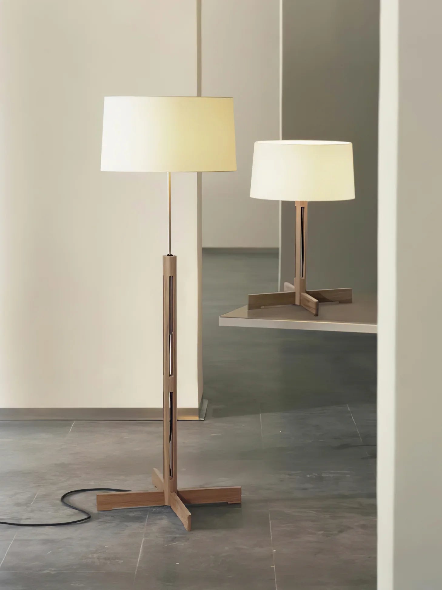 Frame Table Lamp - NexioPick