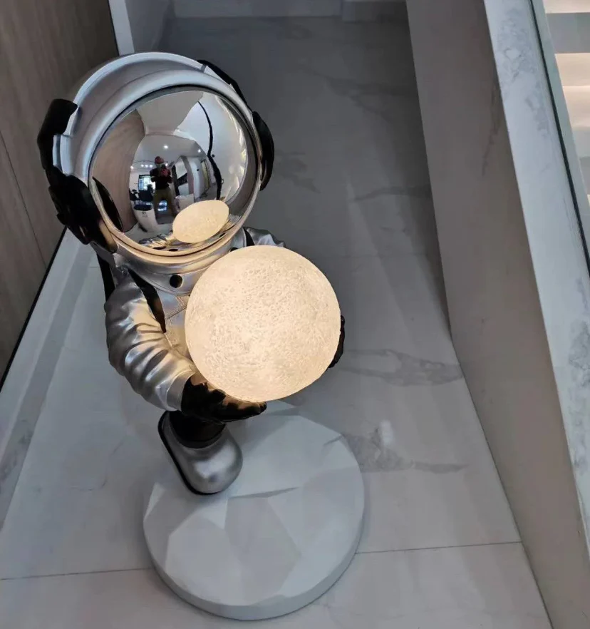 Fantasy Astronaut Floor Light - NexioPick