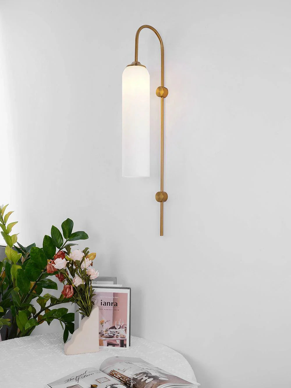 Modern Glass Wall Sconce - NexioPick
