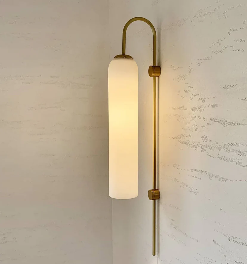 Modern Glass Wall Sconce - NexioPick