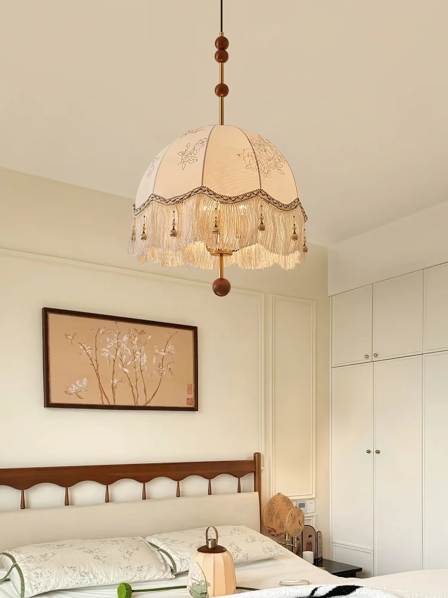 Frill Fringe Pendant Lamp - NexioPick