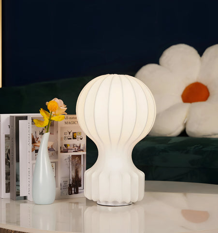 Gatto Table Lamp - NexioPick