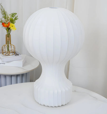 Gatto Table Lamp - NexioPick