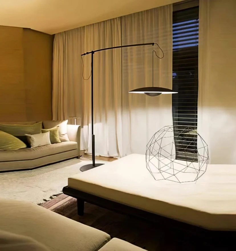 Innovative Directional Floor Lamp - NexioPick