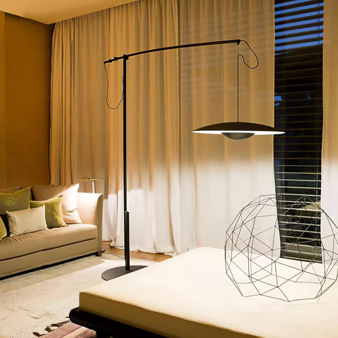 Innovative Directional Floor Lamp - NexioPick