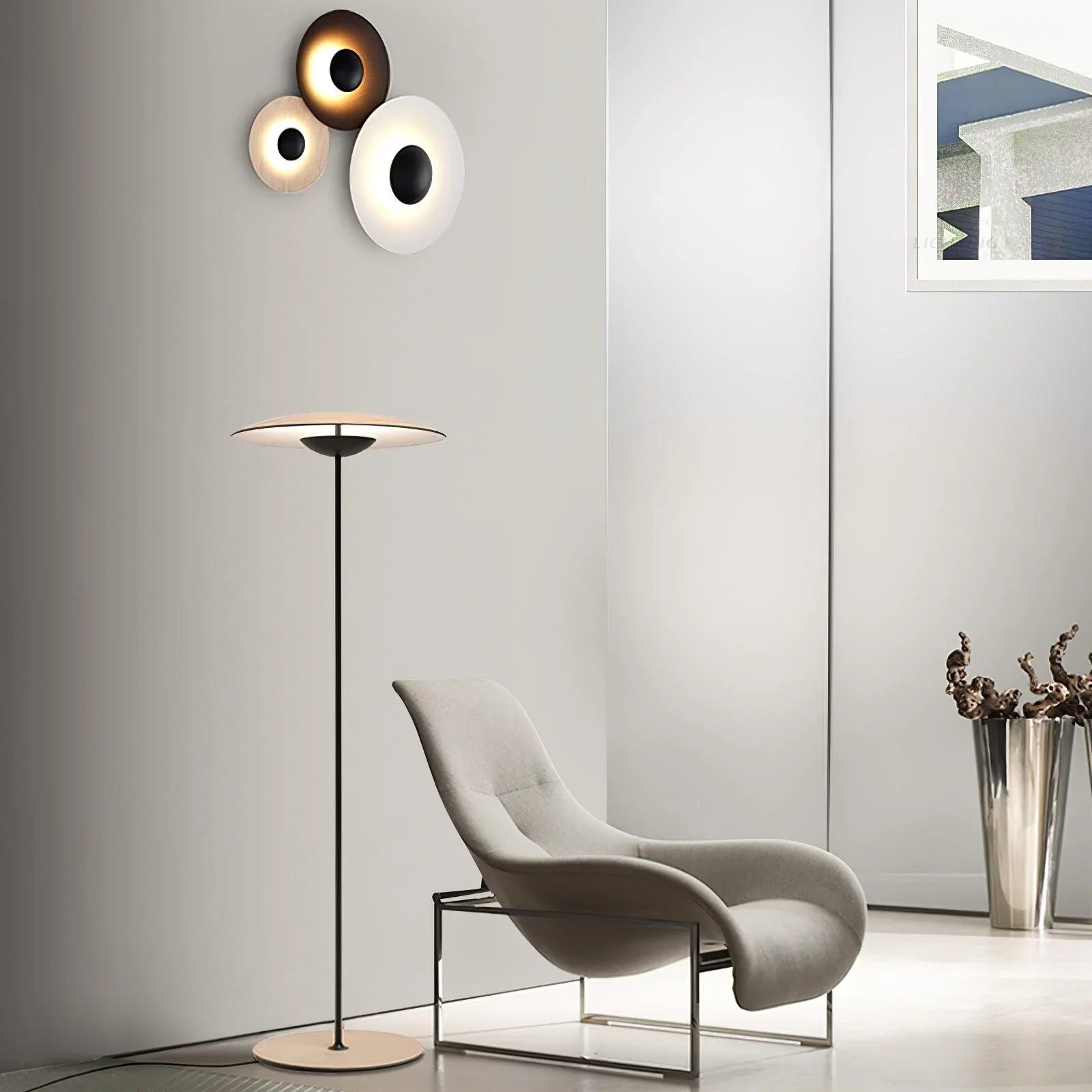 Innovative Directional Floor Lamp - NexioPick