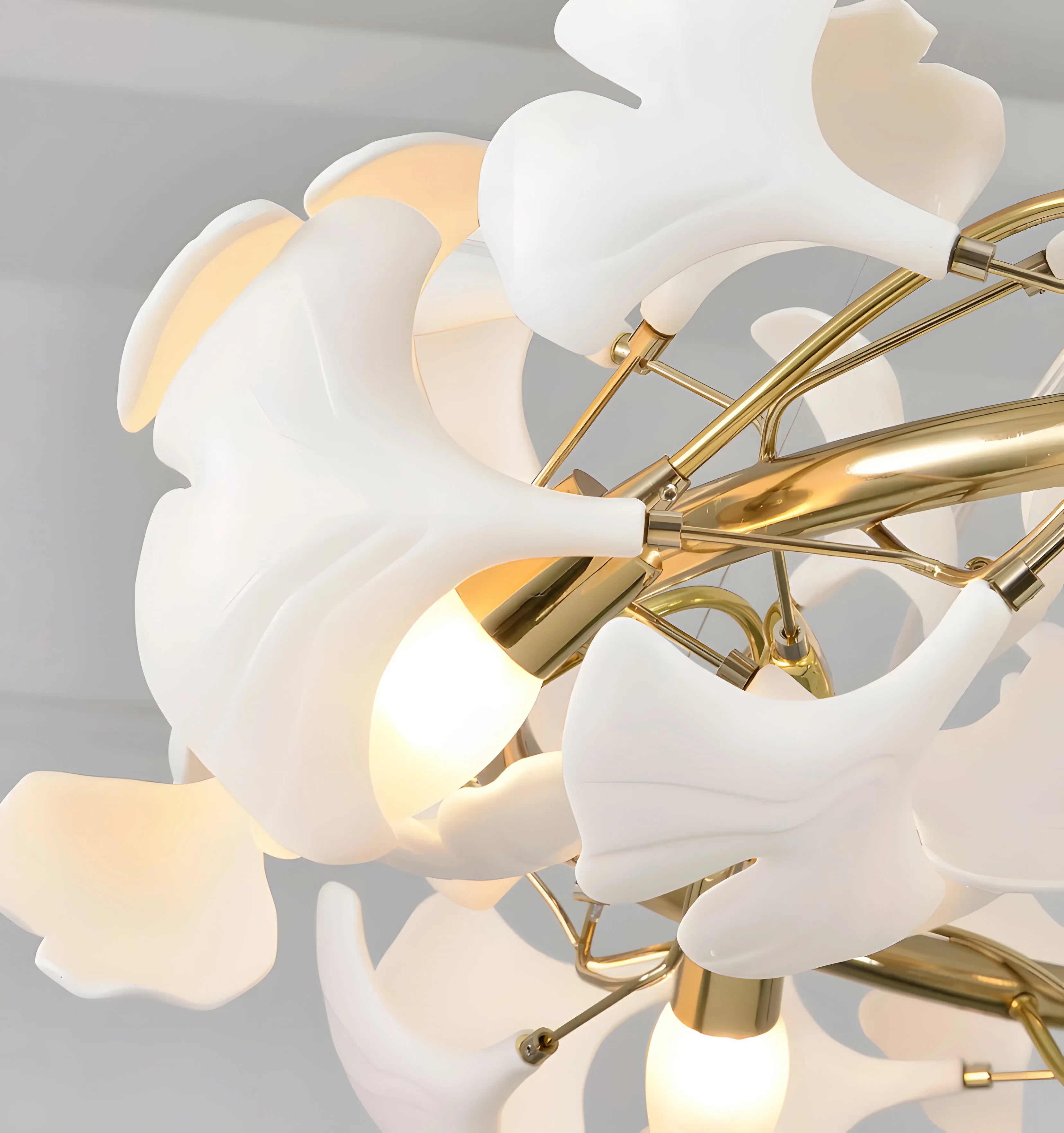 Gingko Chandelier H - NexioPick