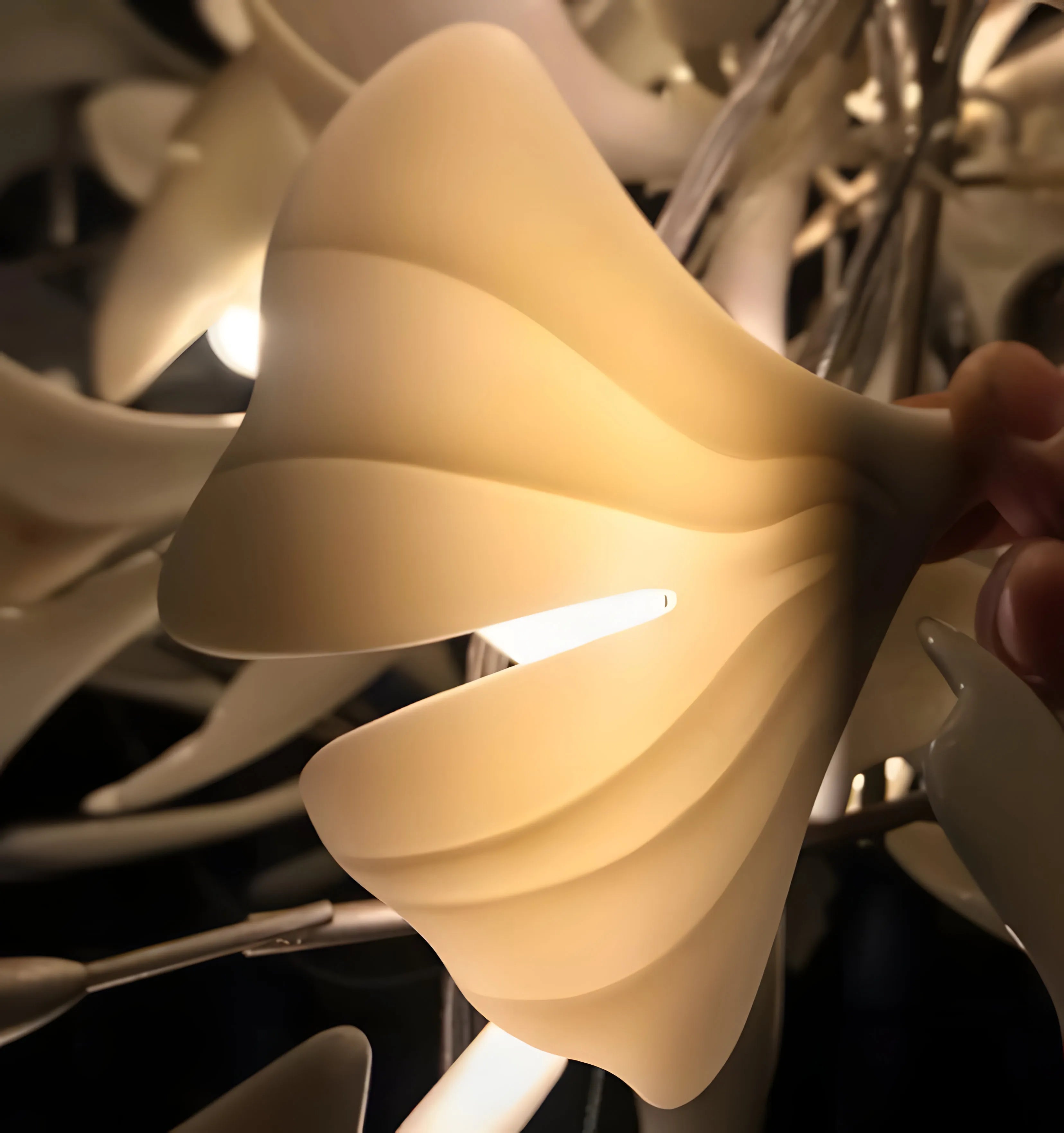 Gingko Chandelier M - NexioPick