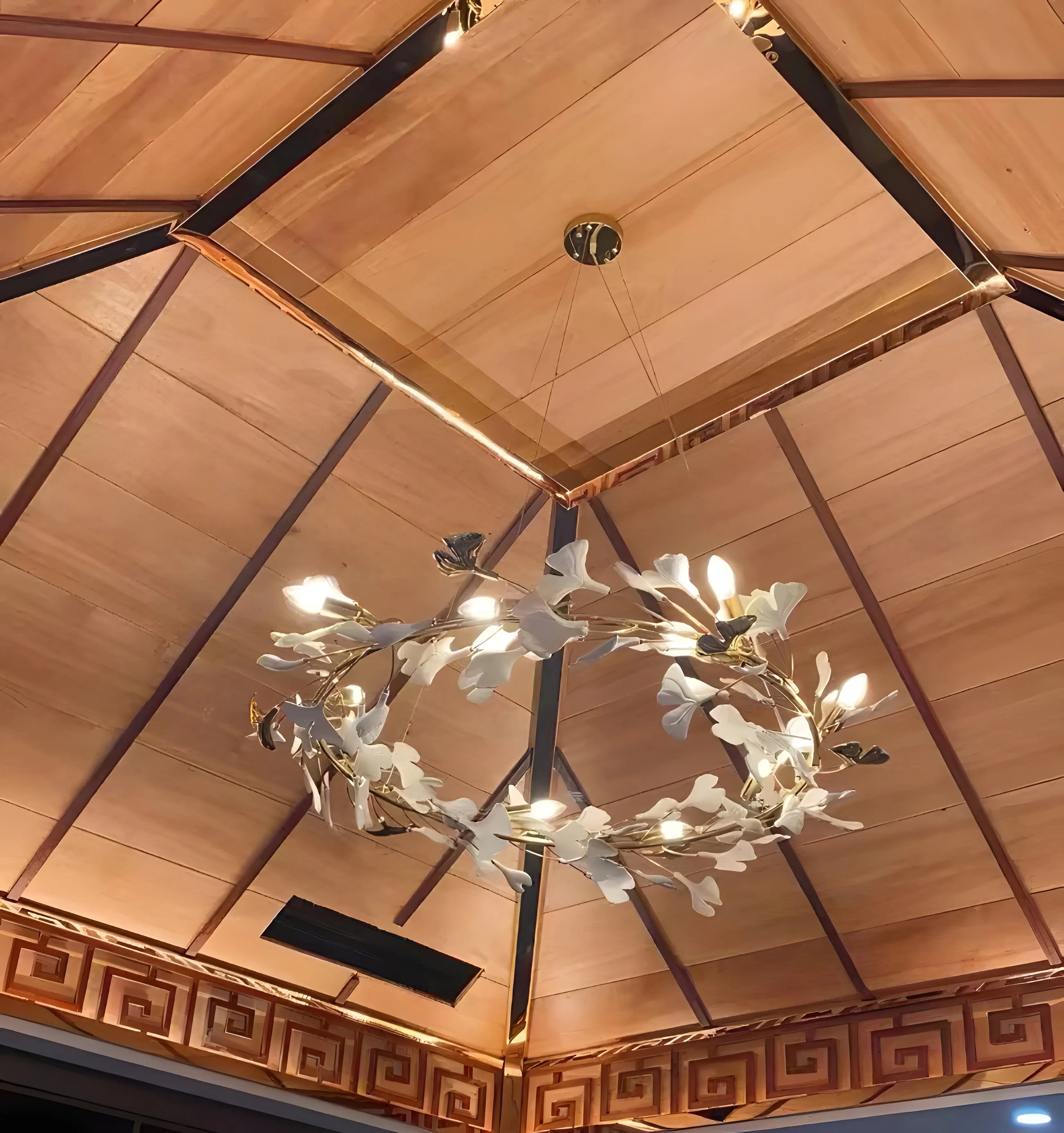 Gingko Chandelier U - NexioPick