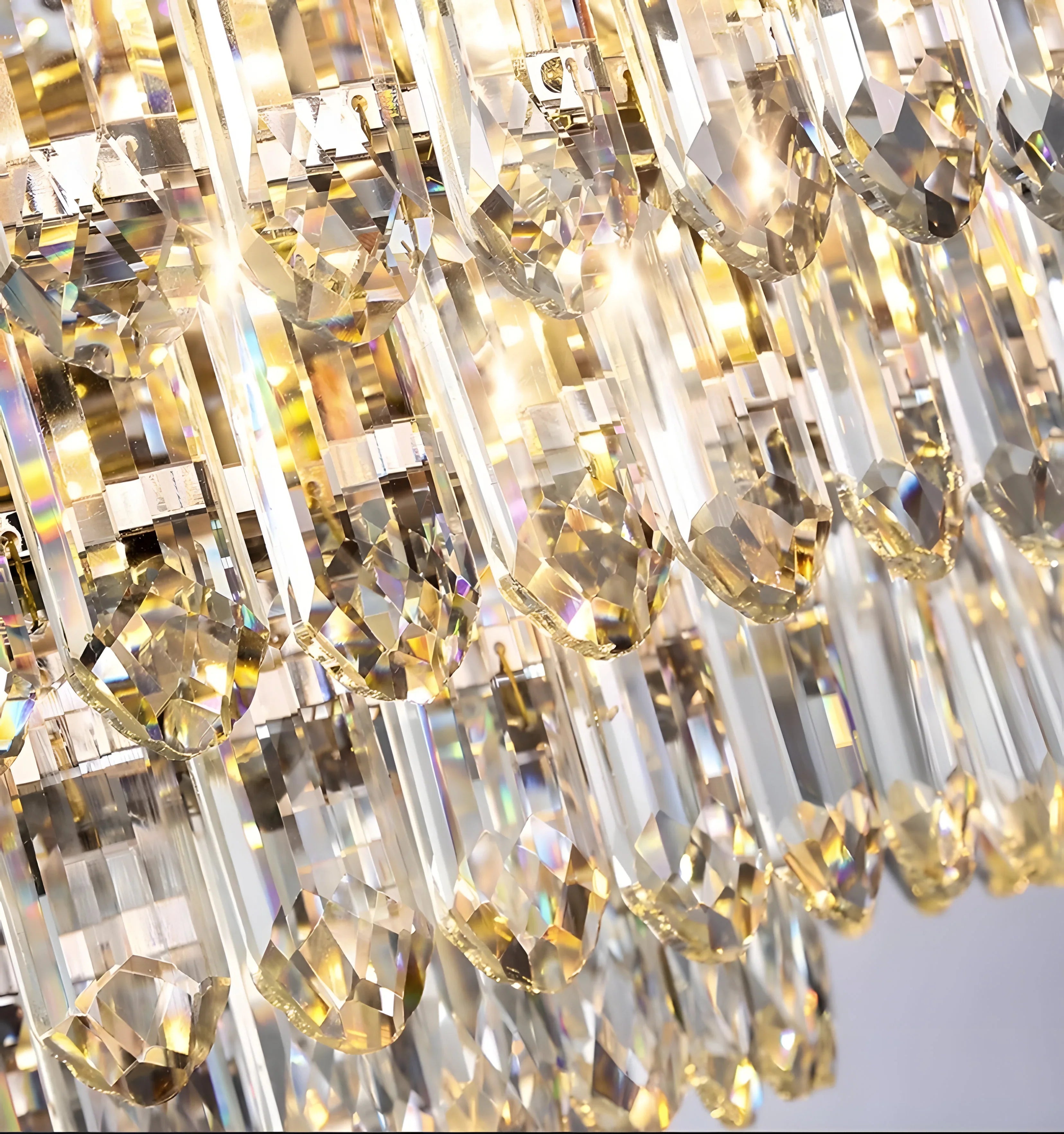 Gioro Crystal Chandelier - NexioPick