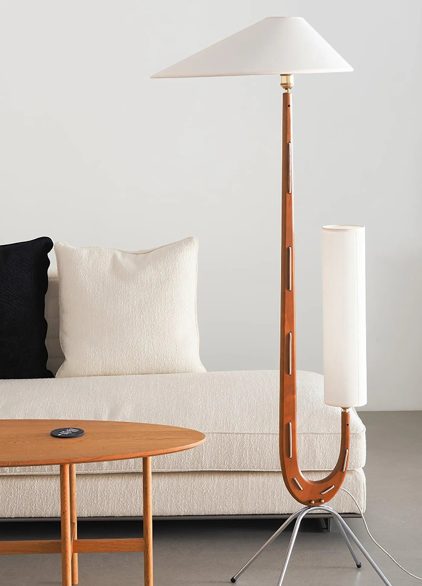 Giraffe Floor Lamp - NexioPick