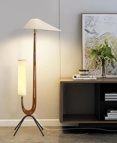 Giraffe Floor Lamp - NexioPick