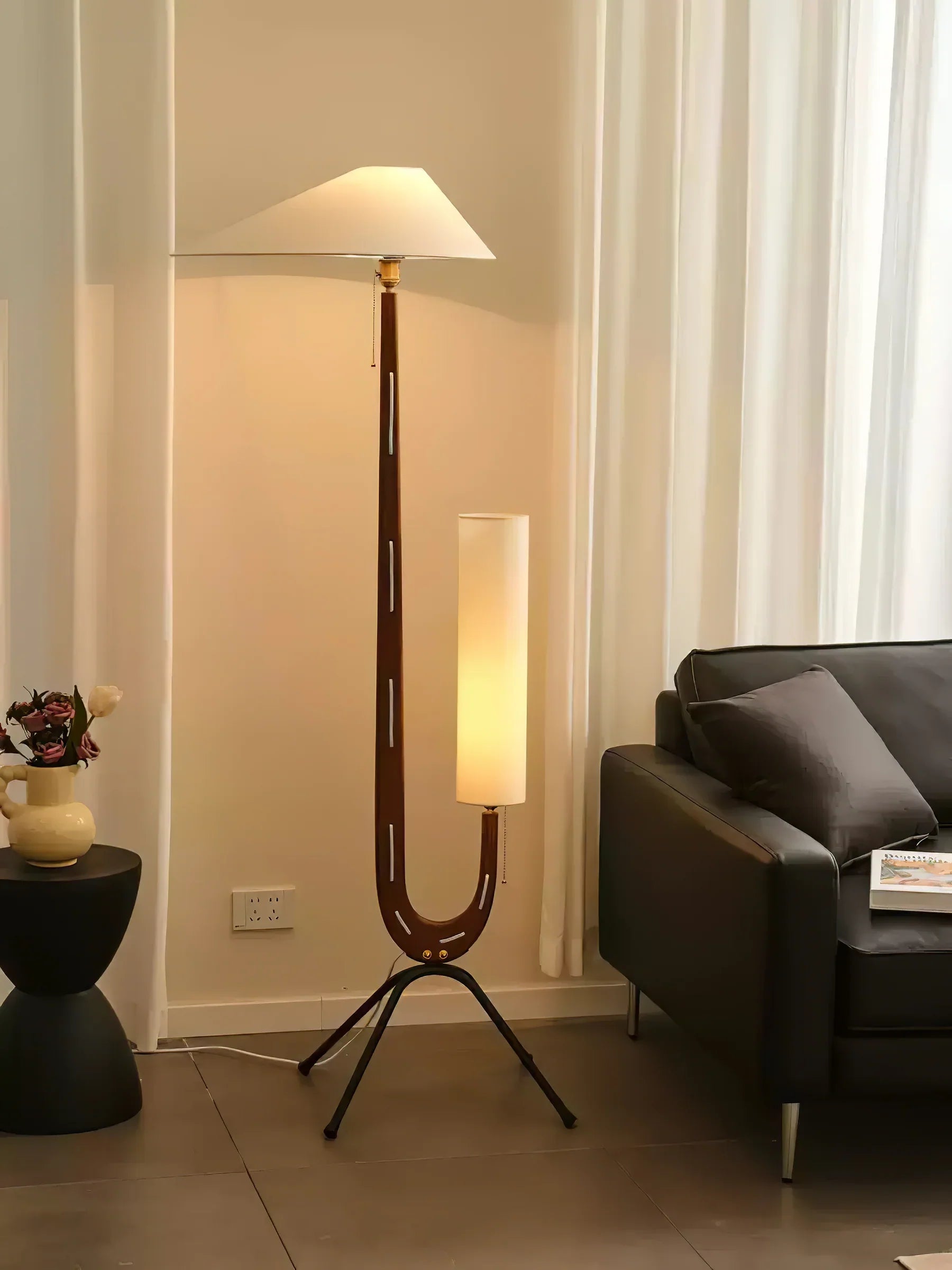 Giraffe Floor Lamp - NexioPick