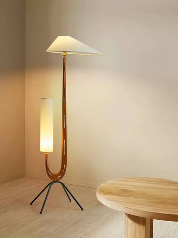 Giraffe Floor Lamp - NexioPick
