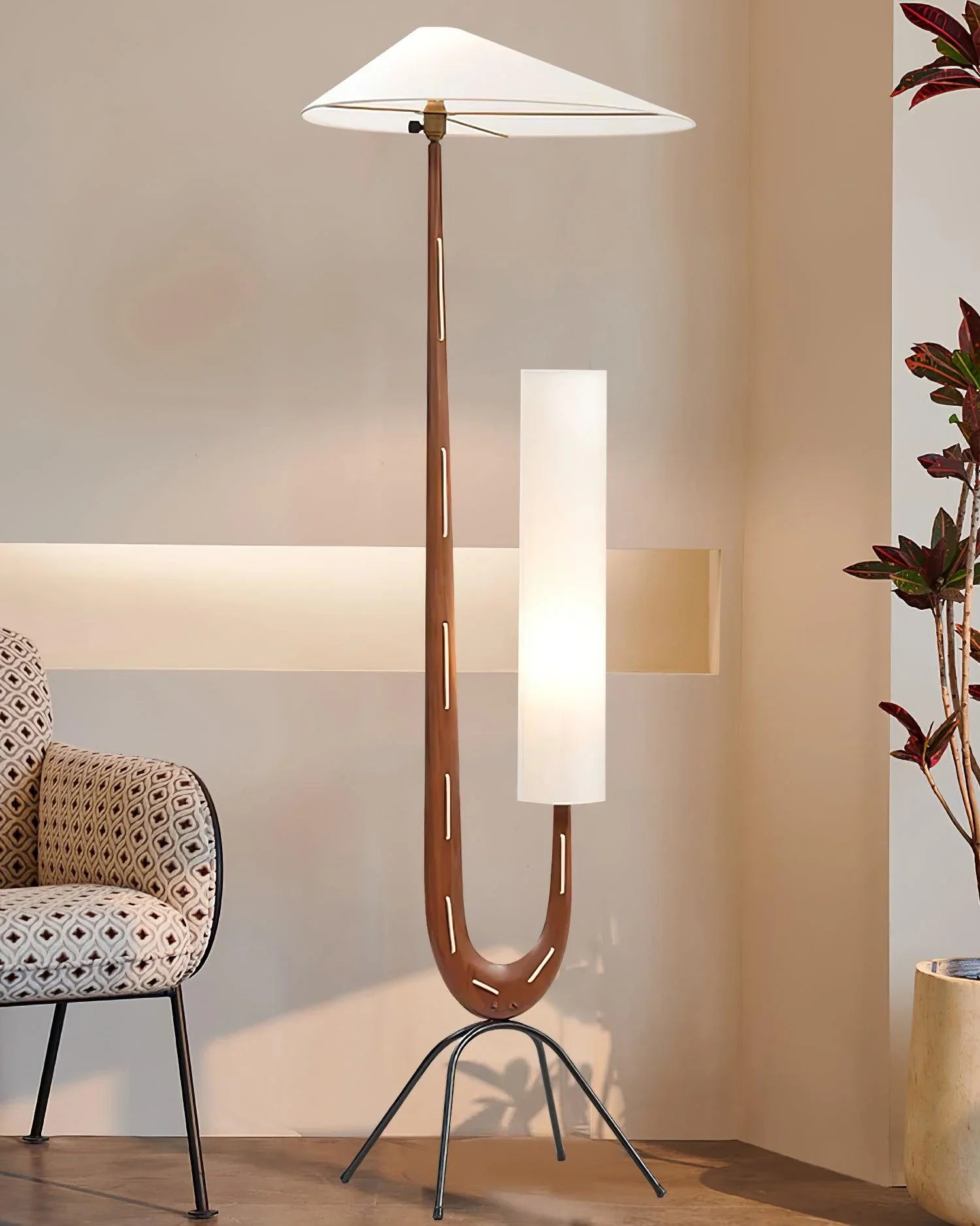 Giraffe Floor Lamp - NexioPick
