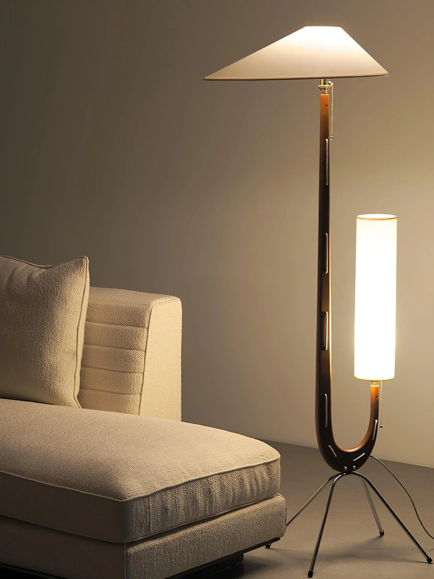 Giraffe Floor Lamp - NexioPick