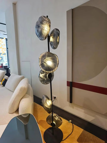 Glass Petals Floor Lamp - NexioPick