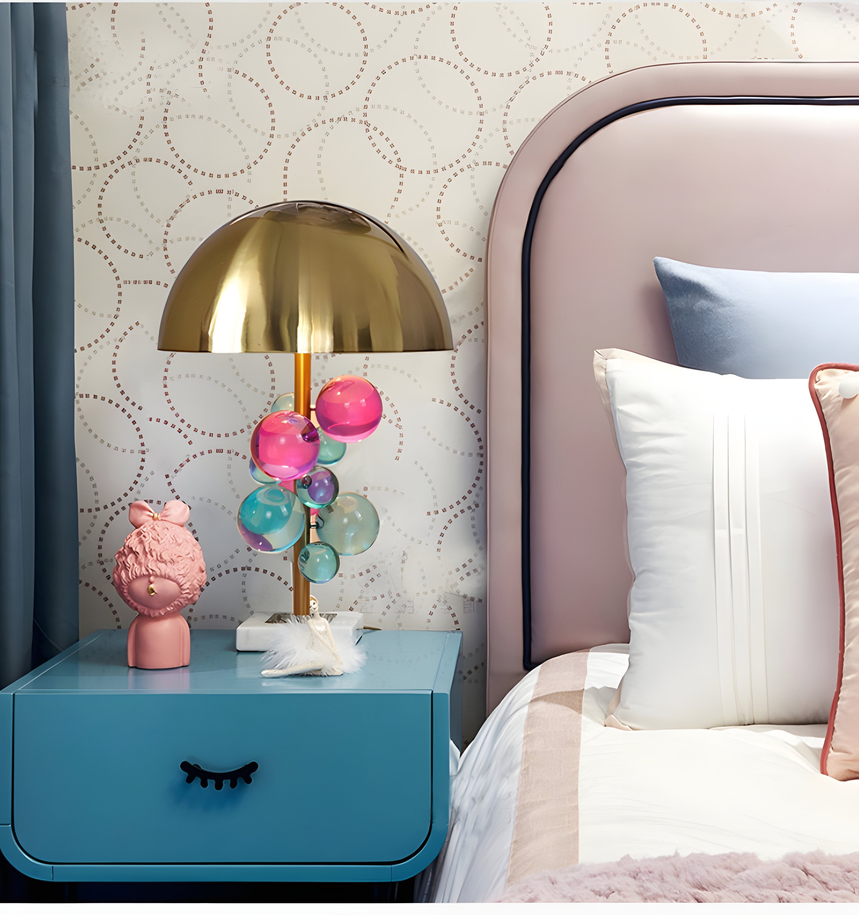 Globo Table Lamp - NexioPick