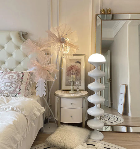 Gourd Floor Lamp - NexioPick