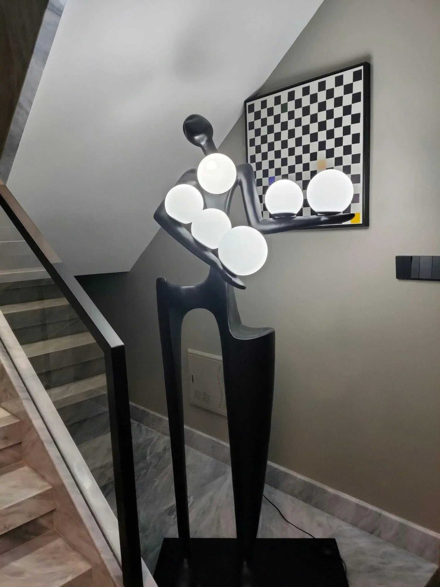 Guardian Sculpture Floor Lamp - NexioPick