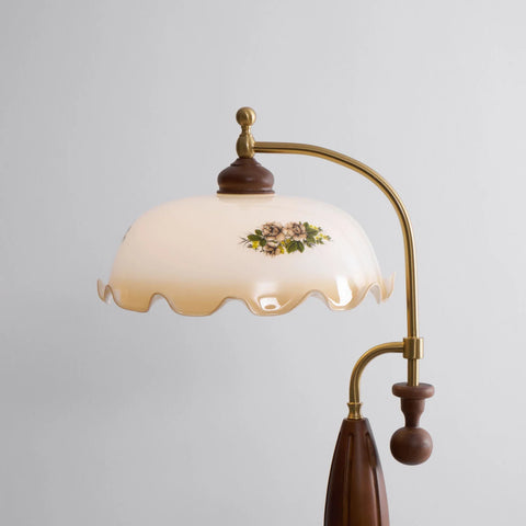 Heritage Bloom Floor Lamp - NexioPick