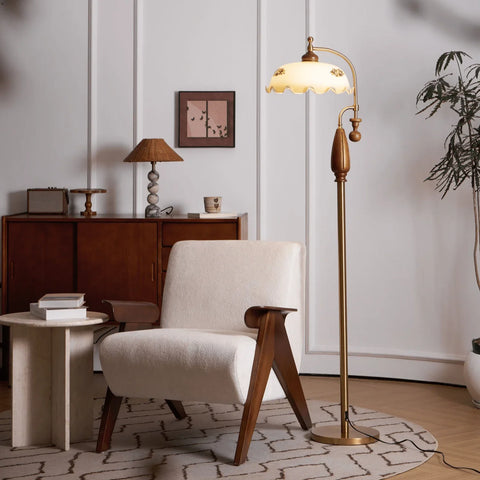 Heritage Bloom Floor Lamp - NexioPick