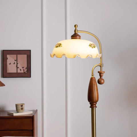 Heritage Bloom Floor Lamp - NexioPick