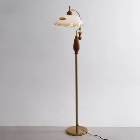 Heritage Bloom Floor Lamp - NexioPick