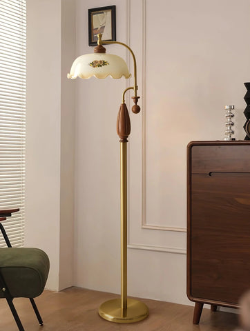 Heritage Bloom Floor Lamp - NexioPick